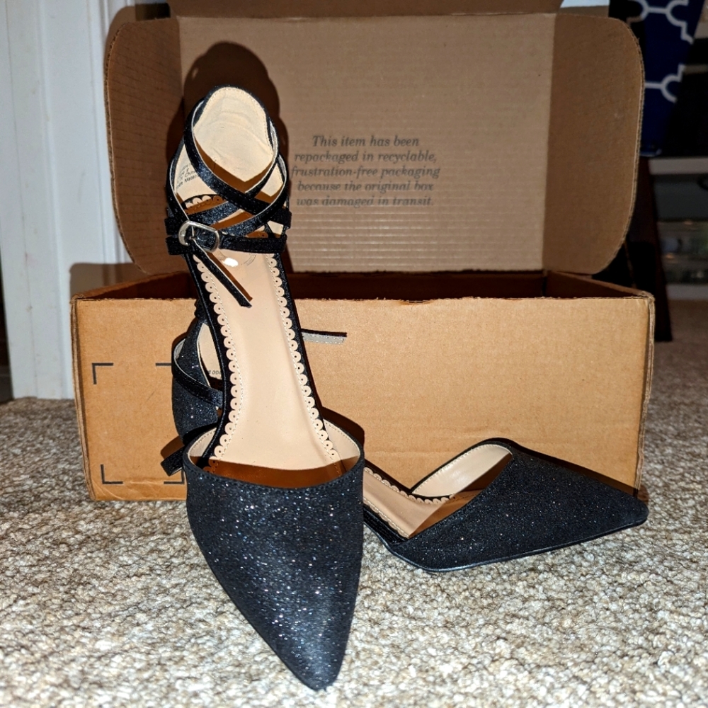 Women's dress shoes